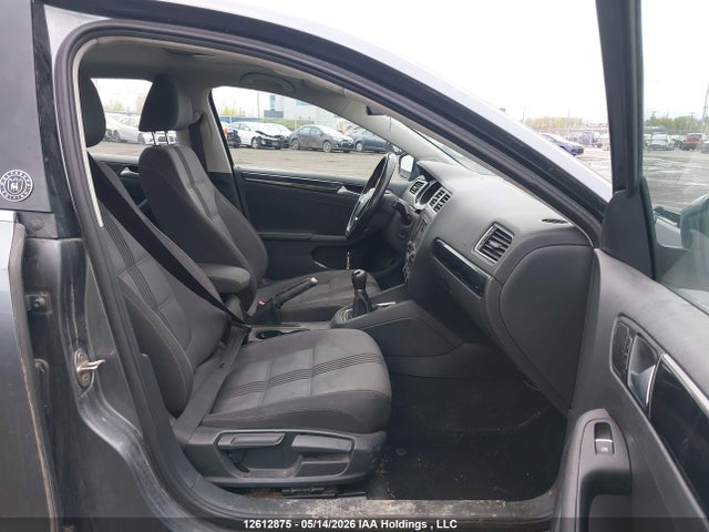 12612875 :رقم المزاد ، 3VWB67AJXHM333478 vin ، 2017 Volkswagen Jetta Se مزاد بيع