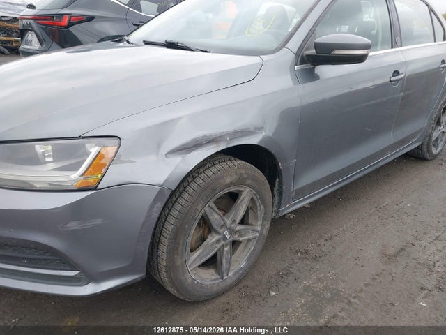 12612875 :رقم المزاد ، 3VWB67AJXHM333478 vin ، 2017 Volkswagen Jetta Se مزاد بيع