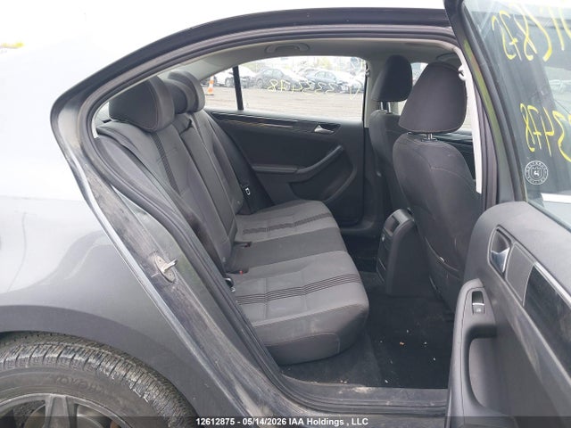 12612875 :رقم المزاد ، 3VWB67AJXHM333478 vin ، 2017 Volkswagen Jetta Se مزاد بيع