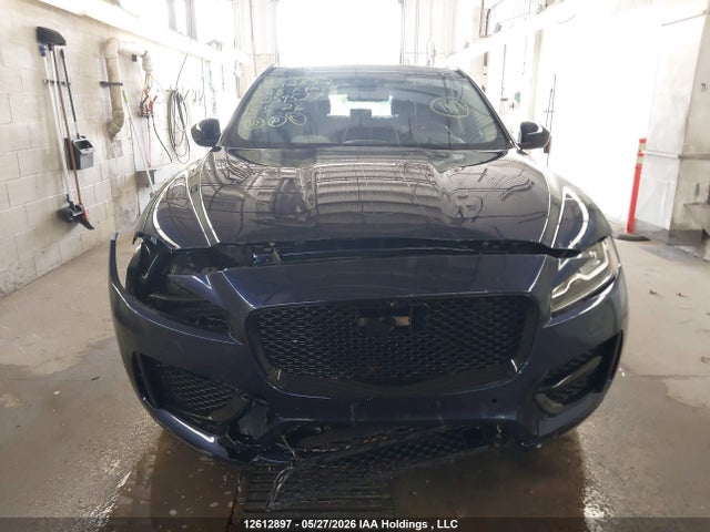 Jaguar F-pace R - Sport 2018 SADCL2FX0JA259527 Image 13