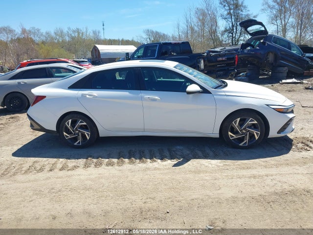 KMHLM4DG5SU028299 Hyundai Elantra Preferred With Tech Package