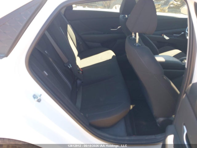 KMHLM4DG5SU028299 Hyundai Elantra Preferred With Tech Package