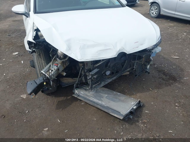 Продаж на аукціоні авто 2019 Volkswagen Golf, vin: 3VWG57AU9KM023736, номер лоту: 12612913