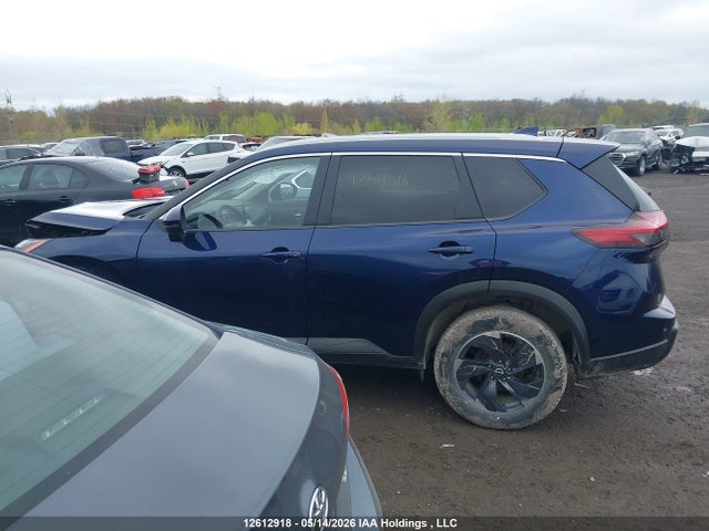 JN8BT3BBXSW156566 Nissan Rogue Sv/rock Creek