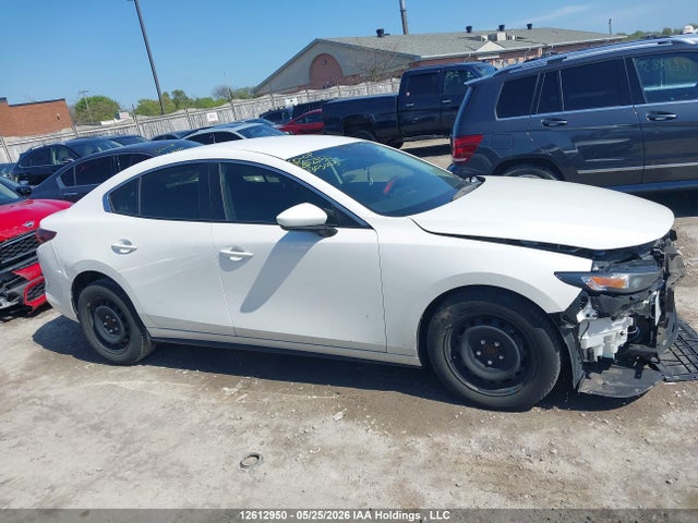 Aukcja sprzedaży 2022 Mazda Mazda3 Gx, vin: 3MZBPAB7XNM303003, numer aukcji: 12612950