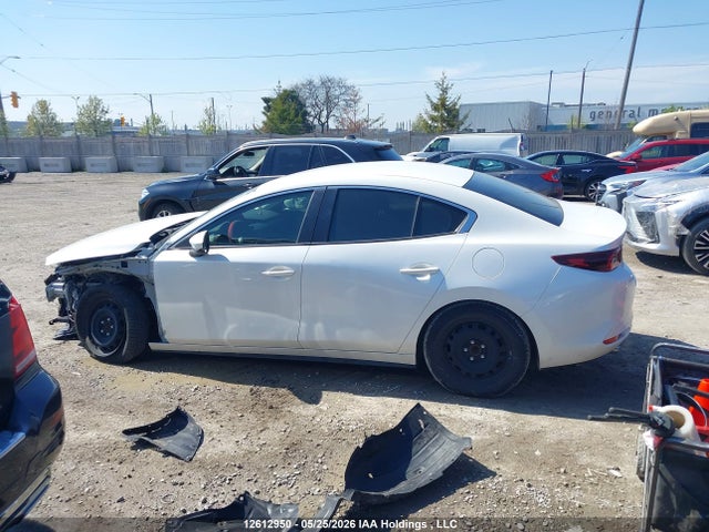 Aukcja sprzedaży 2022 Mazda Mazda3 Gx, vin: 3MZBPAB7XNM303003, numer aukcji: 12612950
