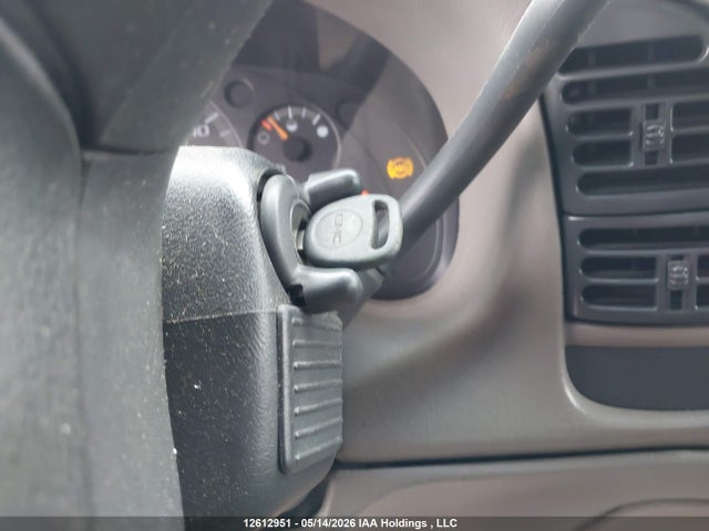 12612951 :رقم المزاد ، 1GKDM19W8YB501144 vin ، 2000 Gmc Safari Sl/sle/slt مزاد بيع