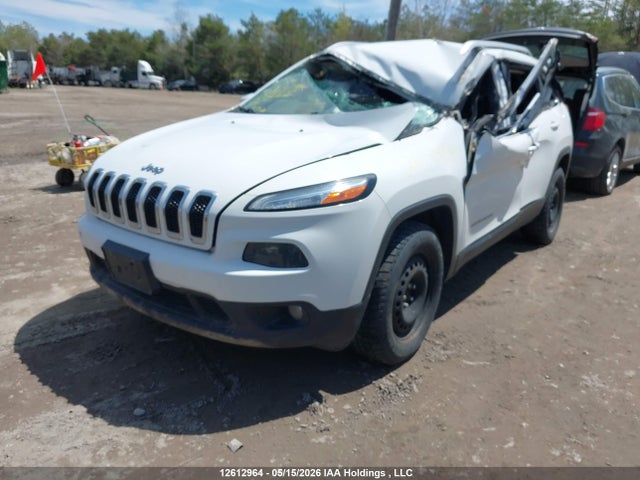 Jeep Cherokee Latitude 2015 1C4PJMCB5FW578617 Image 2