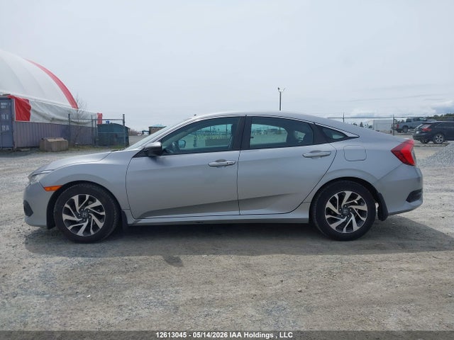 Aukcja sprzedaży 2018 Honda Civic Lx, vin: 2HGFC2F65JH043255, numer aukcji: 12613045