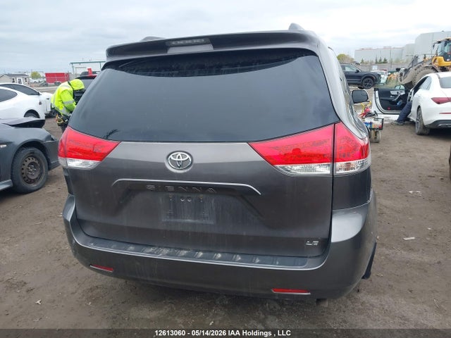 Продаж на аукціоні авто 2014 Toyota Sienna Le 8 Passenger, vin: 5TDKK3DCXES481257, номер лоту: 12613060