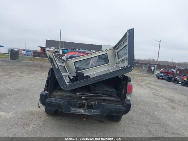 5TFCZ5AN9HX075681 Toyota Tacoma Sr5/trd Off Road/trd Sport