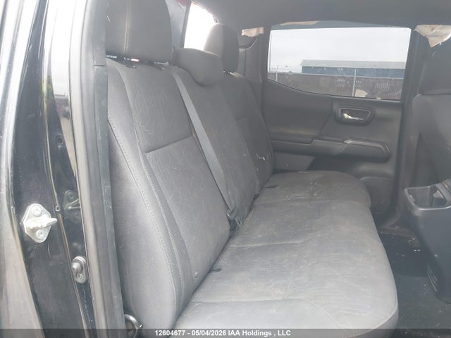 5TFCZ5AN9HX075681 Toyota Tacoma Sr5/trd Off Road/trd Sport