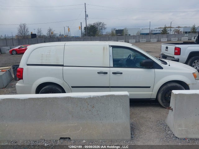 12562189 :رقم المزاد ، 2C4JRGAGXDR756431 vin ، 2013 Ram Cargo مزاد بيع