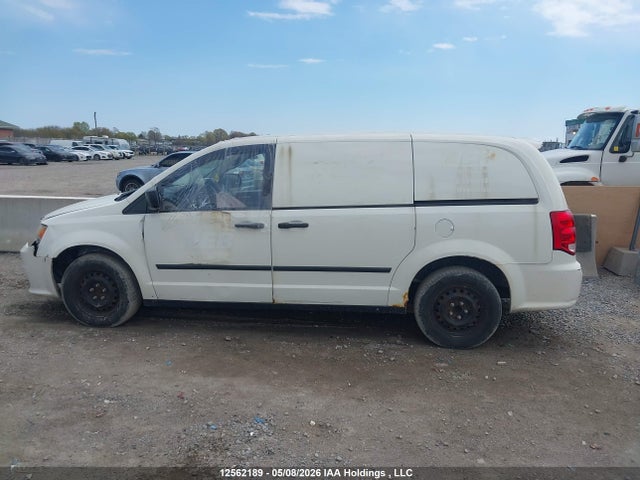 12562189 :رقم المزاد ، 2C4JRGAGXDR756431 vin ، 2013 Ram Cargo مزاد بيع