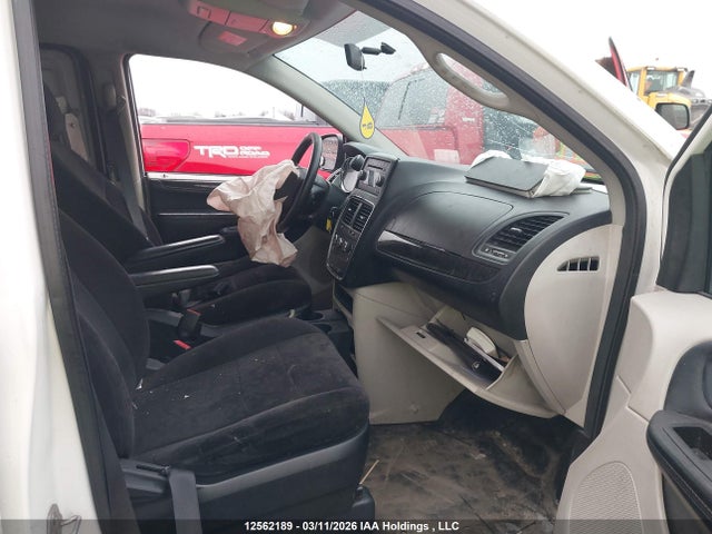 12562189 :رقم المزاد ، 2C4JRGAGXDR756431 vin ، 2013 Ram Cargo مزاد بيع