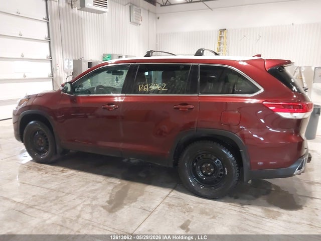 2019 Toyota Highlander Se/xle მანქანა იყიდება აუქციონზე, vin: 5TDJZRFH9KS978041, აუქციონის ნომერი: 12613062