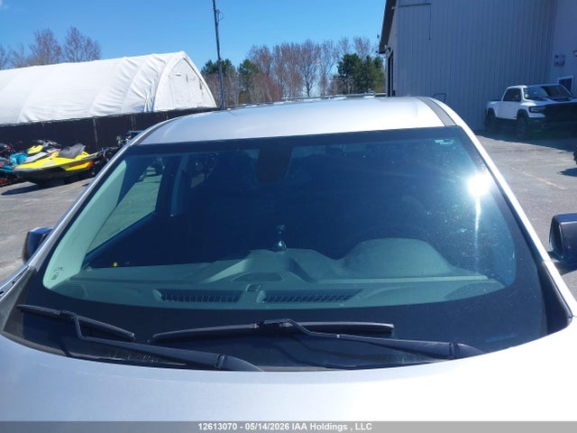 Продажа на аукционе авто 2018 Chevrolet Traverse Ls, vin: 1GNEVFKW1JJ254301, номер лота: 12613070