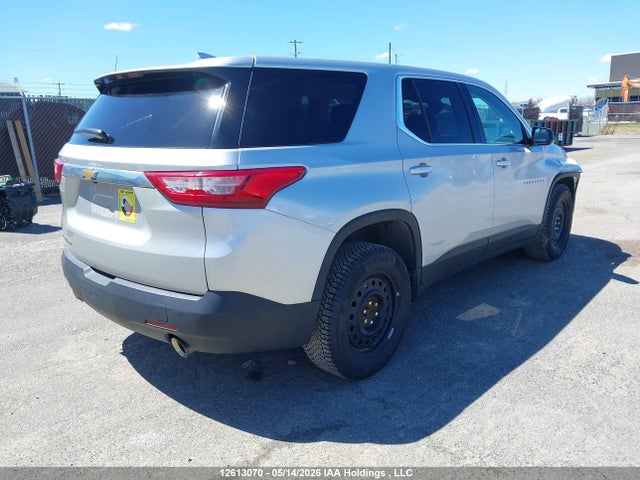 Продажа на аукционе авто 2018 Chevrolet Traverse Ls, vin: 1GNEVFKW1JJ254301, номер лота: 12613070