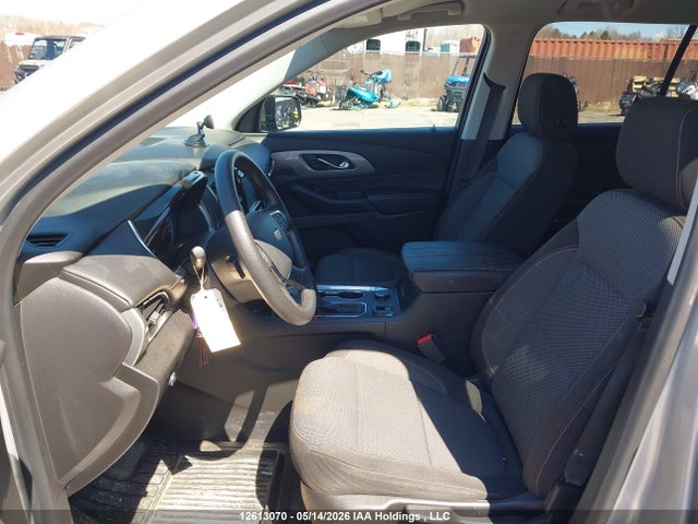 Продажа на аукционе авто 2018 Chevrolet Traverse Ls, vin: 1GNEVFKW1JJ254301, номер лота: 12613070
