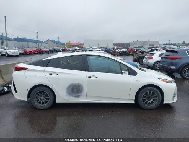 12613085 :رقم المزاد ، JTDKARFP7L3153251 vin ، 2020 Toyota Prius Prime Le/xle/limited مزاد بيع
