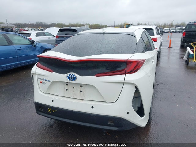 12613085 :رقم المزاد ، JTDKARFP7L3153251 vin ، 2020 Toyota Prius Prime Le/xle/limited مزاد بيع