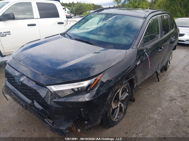 Toyota RAV4 2024 JTMGB3FVXRD220233 Image 2