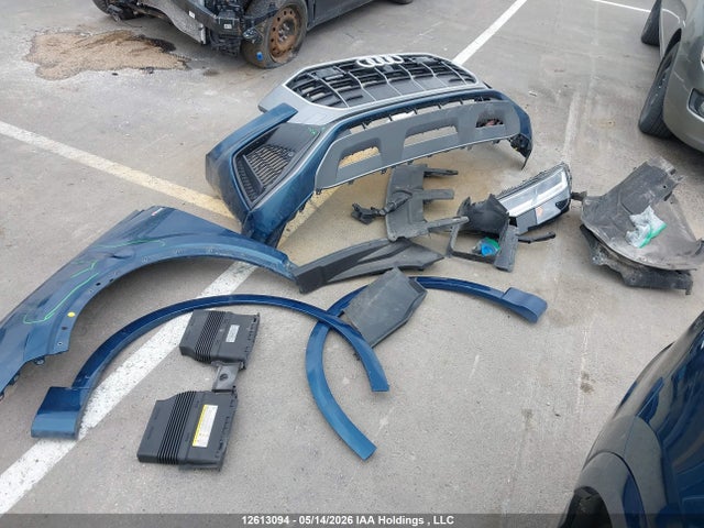 12613094 :رقم المزاد ، WA1DVAF1XLD015489 vin ، 2020 Audi Q8 مزاد بيع