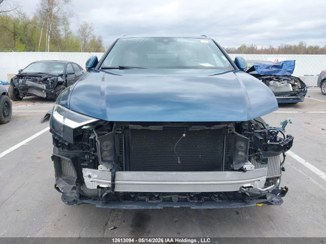 12613094 :رقم المزاد ، WA1DVAF1XLD015489 vin ، 2020 Audi Q8 مزاد بيع