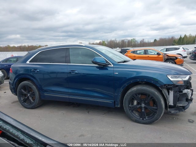 12613094 :رقم المزاد ، WA1DVAF1XLD015489 vin ، 2020 Audi Q8 مزاد بيع