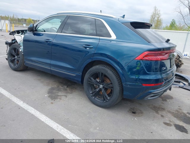 12613094 :رقم المزاد ، WA1DVAF1XLD015489 vin ، 2020 Audi Q8 مزاد بيع