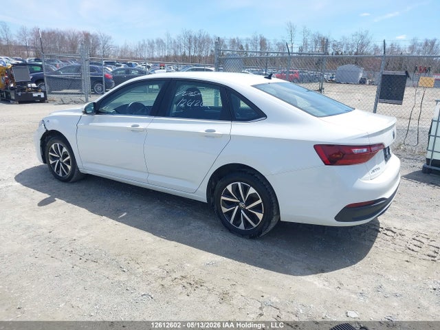 3VWCM7BU3NM031092 Volkswagen Jetta Trendline