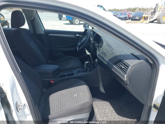 3VWCM7BU3NM031092 Volkswagen Jetta Trendline