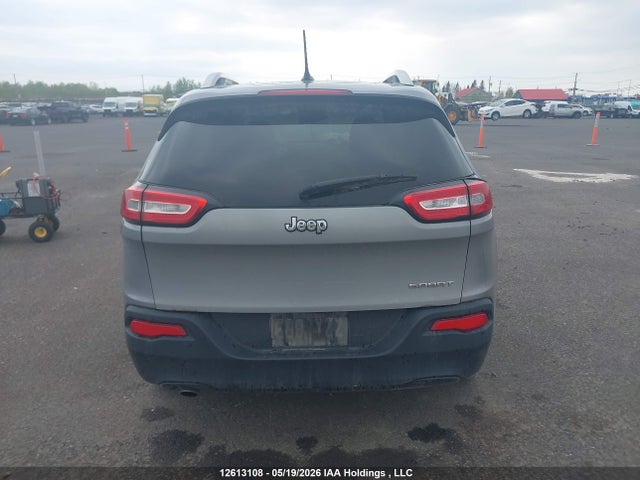 1C4PJLAB8FW589446 Jeep Cherokee Sport