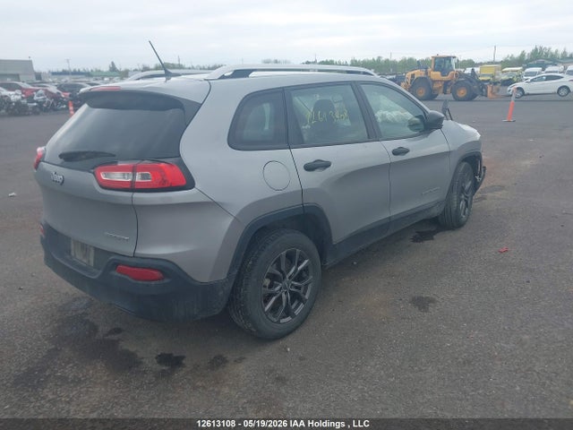 1C4PJLAB8FW589446 Jeep Cherokee Sport