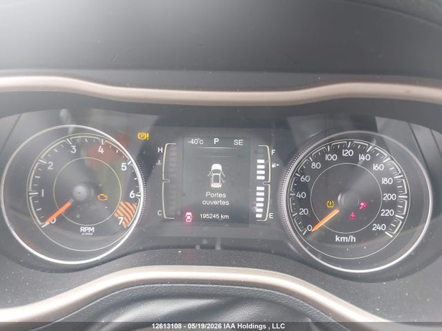 1C4PJLAB8FW589446 Jeep Cherokee Sport