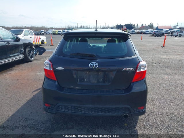 12606946 :رقم المزاد ، 2T1KU4EE1BC644480 vin ، 2011 Toyota Matrix مزاد بيع
