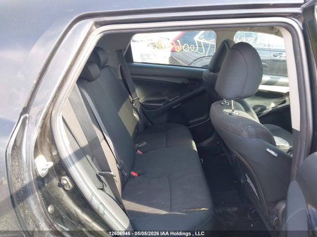12606946 :رقم المزاد ، 2T1KU4EE1BC644480 vin ، 2011 Toyota Matrix مزاد بيع