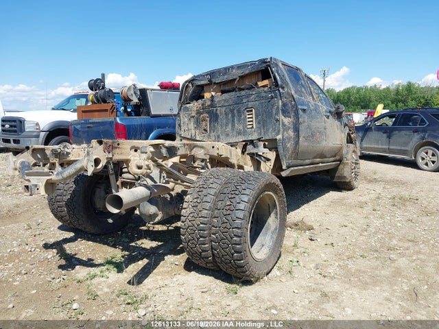 2023 Gmc Sierra 3500hd Denali მანქანა იყიდება აუქციონზე, vin: 1GT49WEY0PF102544, აუქციონის ნომერი: 12613133