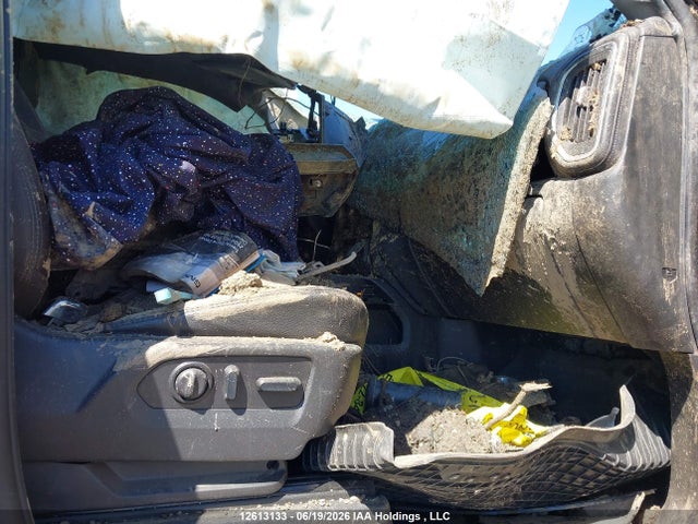 2023 Gmc Sierra 3500hd Denali მანქანა იყიდება აუქციონზე, vin: 1GT49WEY0PF102544, აუქციონის ნომერი: 12613133