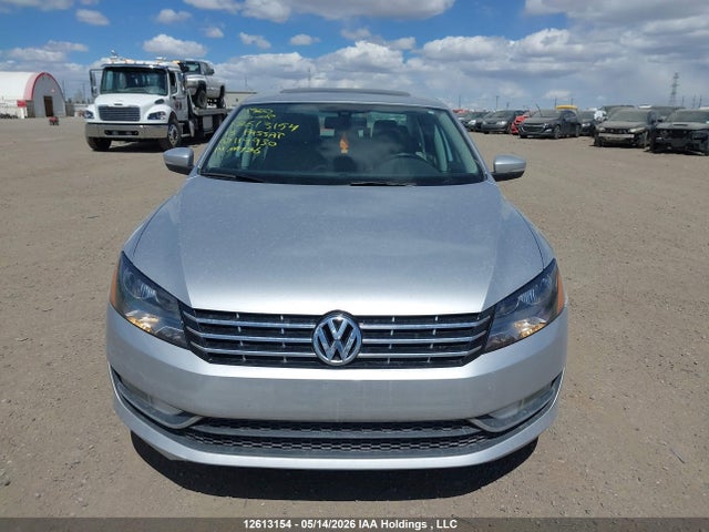 12613154 :رقم المزاد ، 1VWCH7A31DC119930 vin ، 2013 Volkswagen Passat 2.5l Highline مزاد بيع