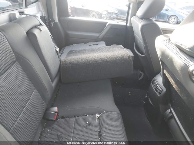 12584905 :رقم المزاد ، 1N6AA0EC0CN306222 vin ، 2012 Nissan Titan Pro-4x/s/sl/sv مزاد بيع