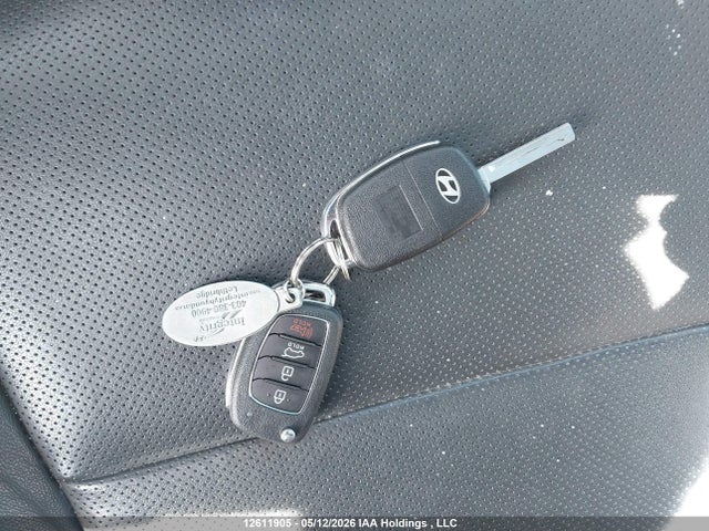 5XYZUDLB4HG472742 Hyundai Santa Fe Sport 2.4 Se