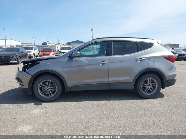 5XYZUDLB4HG472742 Hyundai Santa Fe Sport 2.4 Se