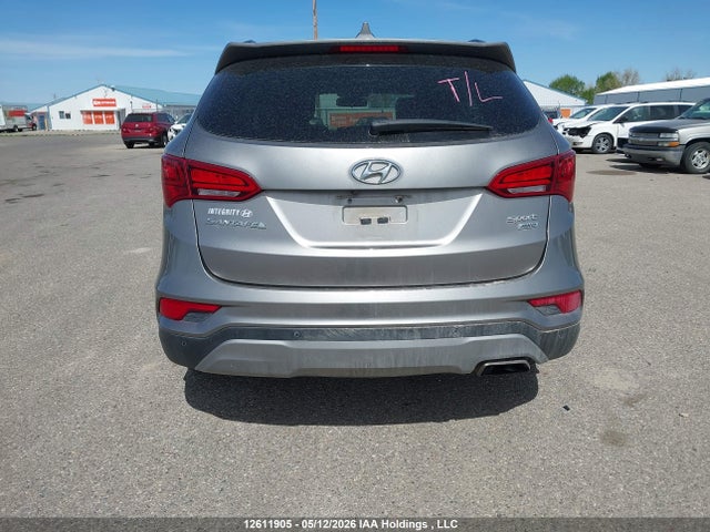 5XYZUDLB4HG472742 Hyundai Santa Fe Sport 2.4 Se
