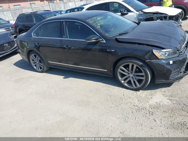 12613180 :رقم المزاد ، 1VWKA7A35KC005443 vin ، 2019 Volkswagen Passat Wolfsburg Edition مزاد بيع