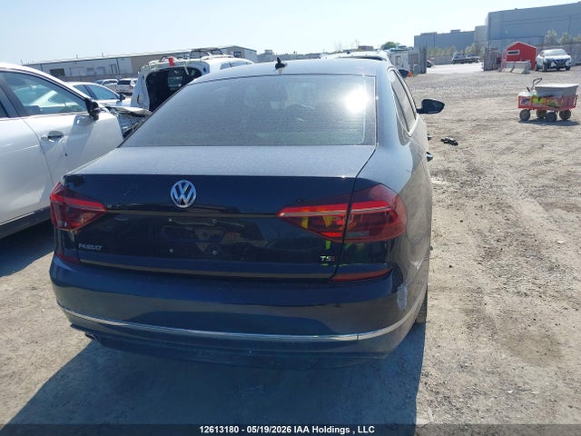 12613180 :رقم المزاد ، 1VWKA7A35KC005443 vin ، 2019 Volkswagen Passat Wolfsburg Edition مزاد بيع
