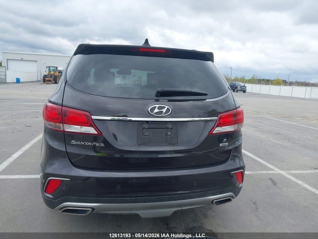 KM8SNDHF7HU216227 Hyundai Santa Fe Se/limited