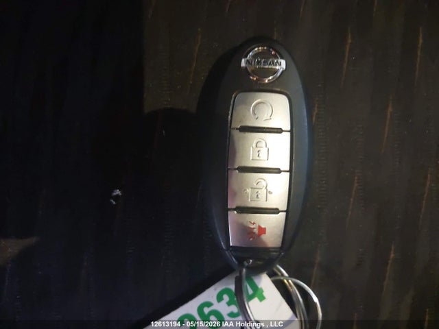 5N1AT2MV4HC789871 Nissan Rogue S/sl Platinum/sv