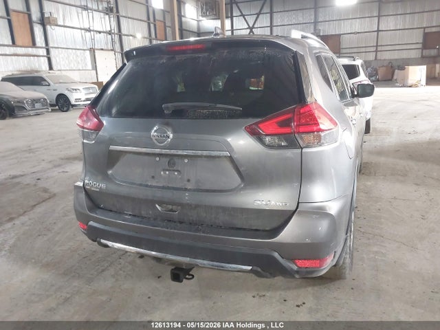 5N1AT2MV4HC789871 Nissan Rogue S/sl Platinum/sv