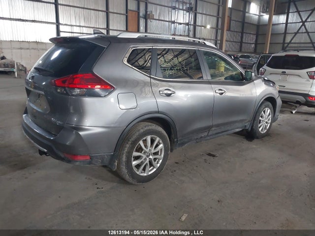 5N1AT2MV4HC789871 Nissan Rogue S/sl Platinum/sv